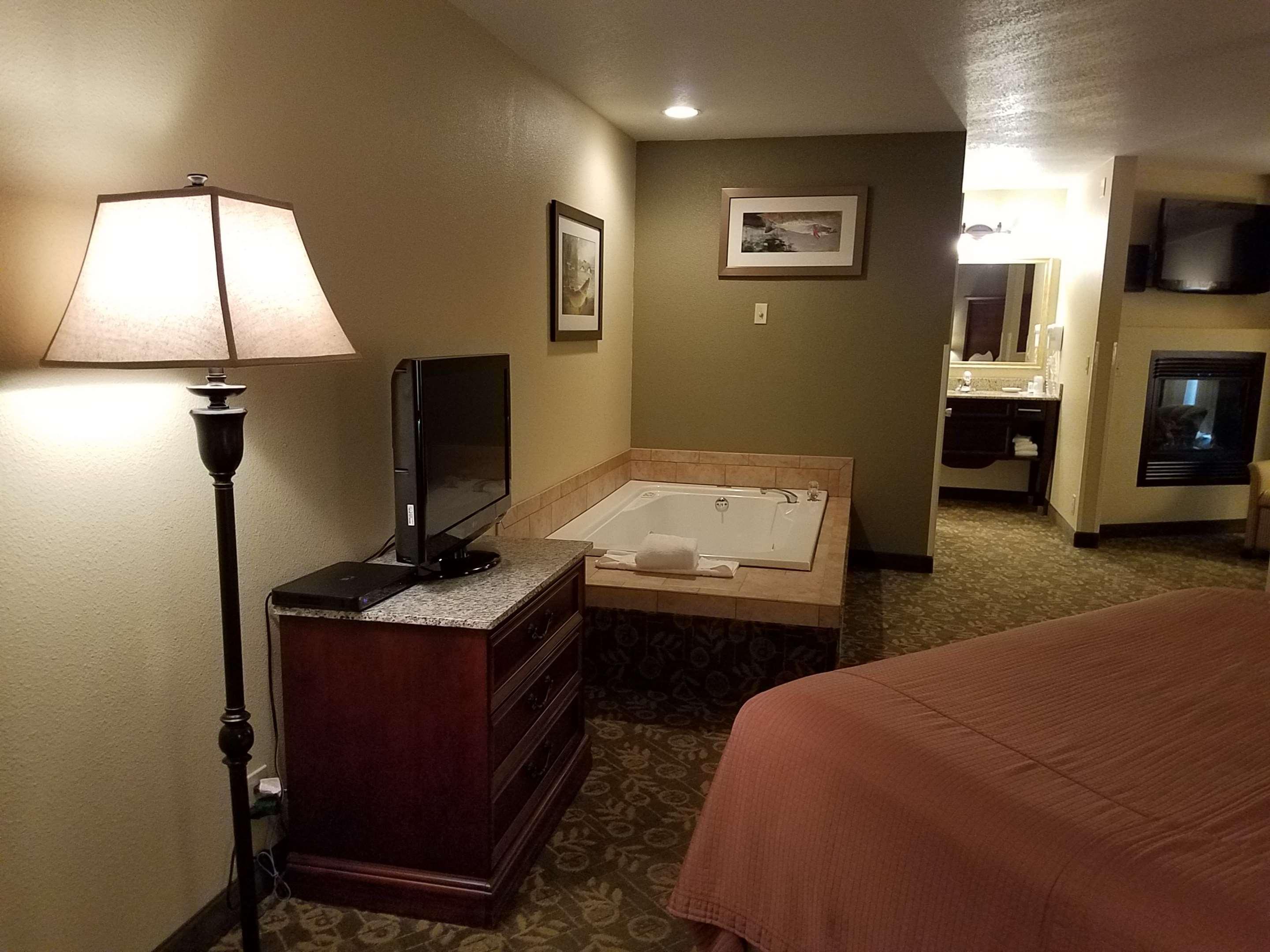 Best Western Salbasgeon Inn & Suites Reedsport Exterior photo